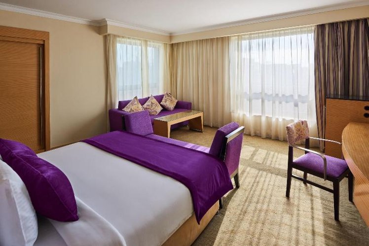 SUITE KING SIZE BED Room