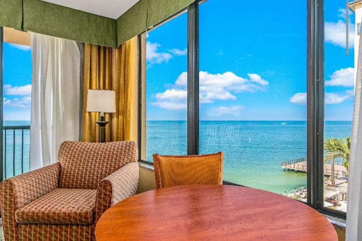 DOUBLE WITH VIEWS Room