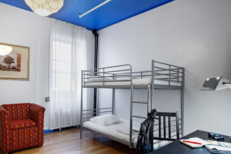 Bed in dormitory BUNK BED Room