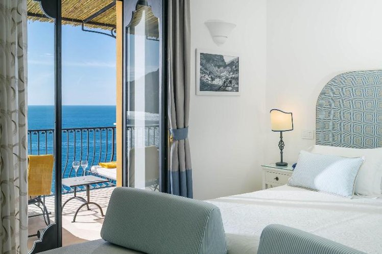 JUNIOR SUITE SEA VIEW WITH BALCONY Room
