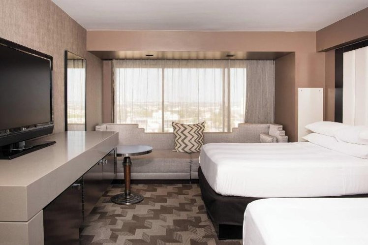 DOUBLE TWO DOUBLE BEDS Room