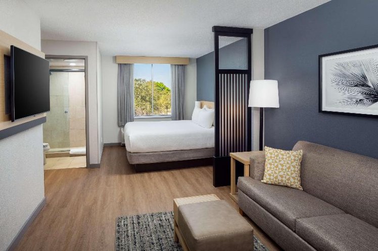 DOUBLE STANDARD Room