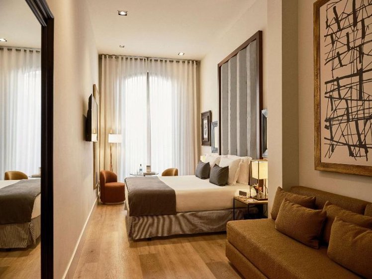 DOUBLE SUPERIOR Room