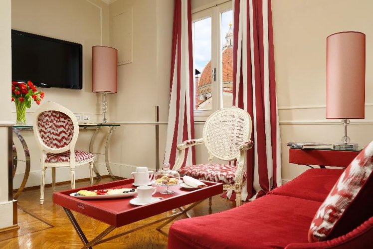 SUITE DELUXE Room
