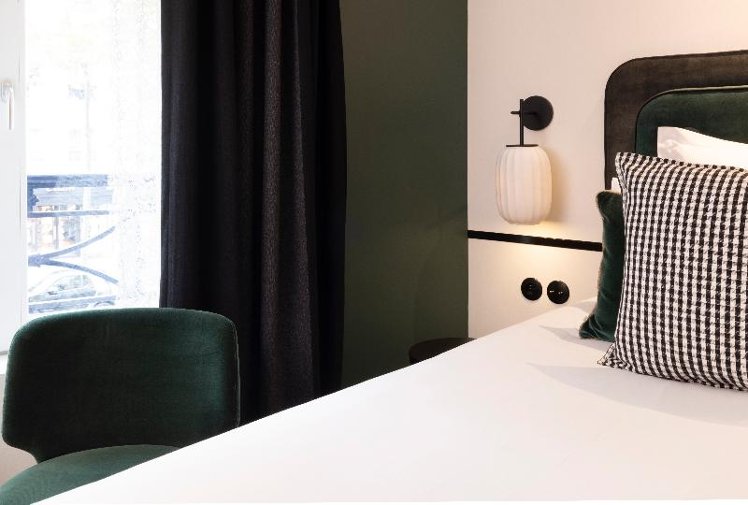 DOUBLE SUPERIOR Room