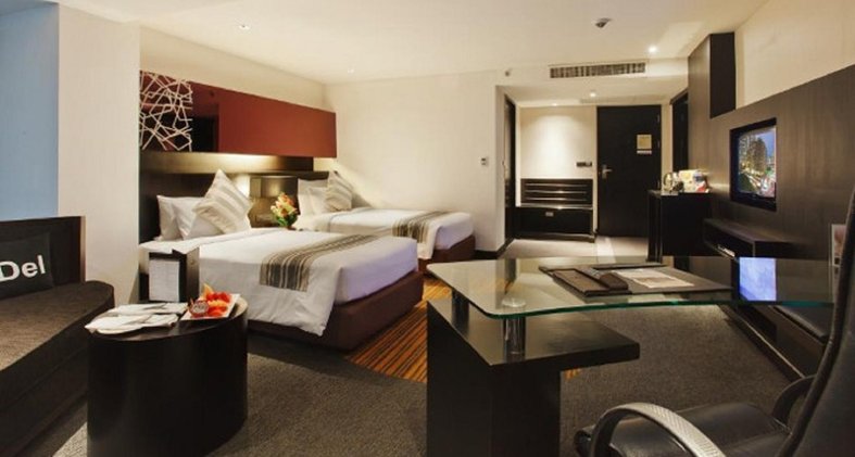 Double or Twin DELUXE Room