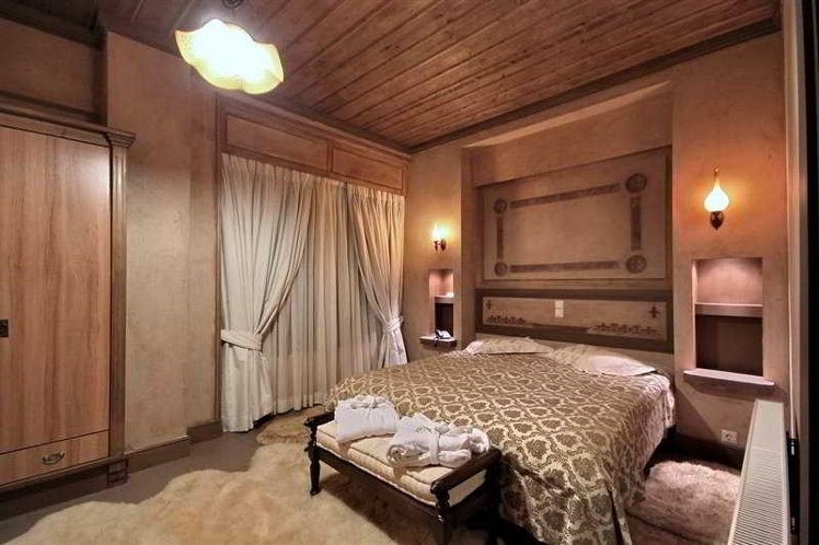 Vitina House