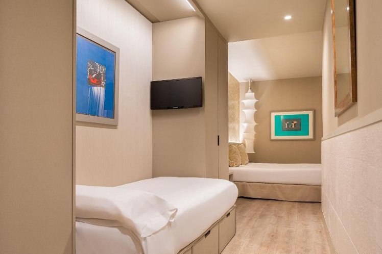 TRIPLE SUPERIOR Room