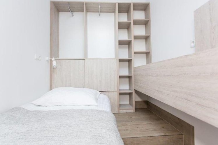 SINGLE STANDARD Room