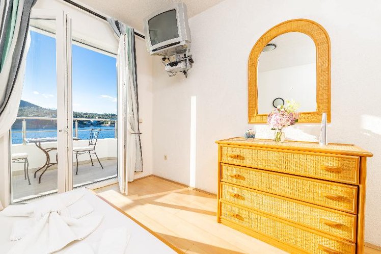 DOUBLE SEA VIEW Room
