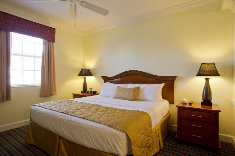 SUITE THREE BEDROOMS Room