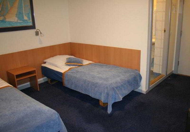 TWIN STANDARD Room