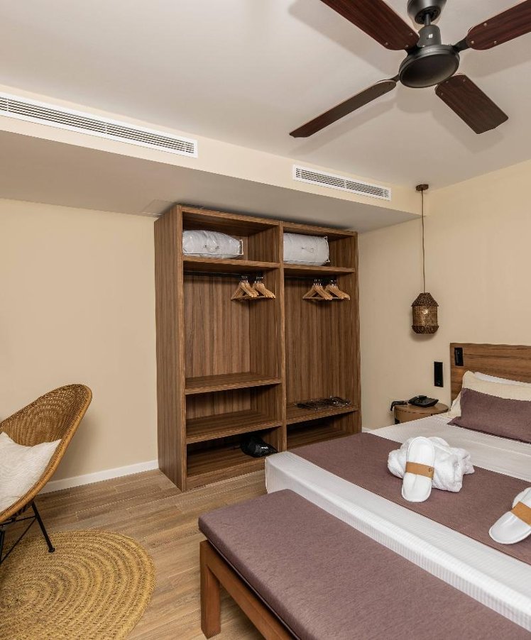 SUITE CAPACITY 1 Room