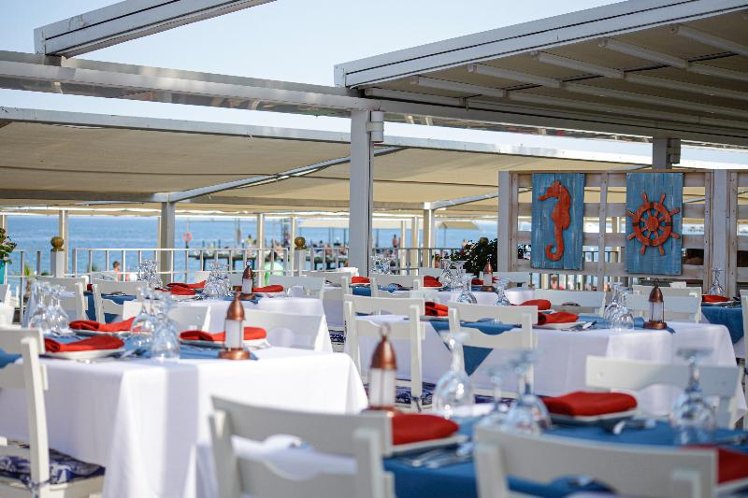 Catamaran Resort Hotel