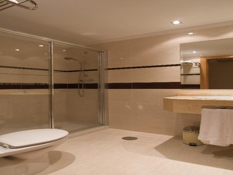 DOUBLE STANDARD Room