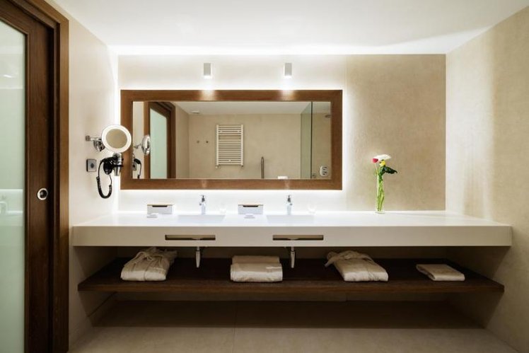 Double or Twin SUPERIOR Room