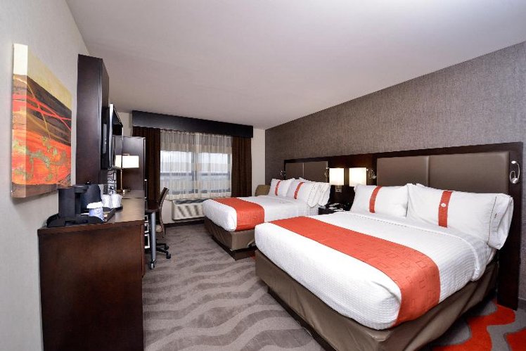 DOUBLE TWO DOUBLE BEDS Room