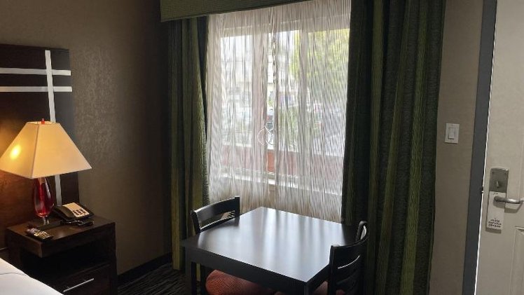 DOUBLE Accessible KING SIZE BED Room