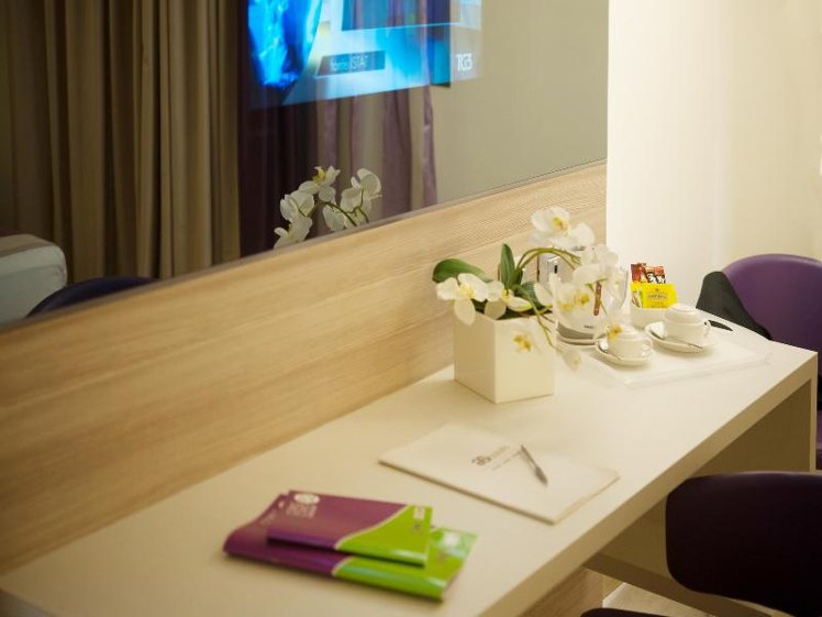 DOUBLE SINGLE USE STANDARD Room