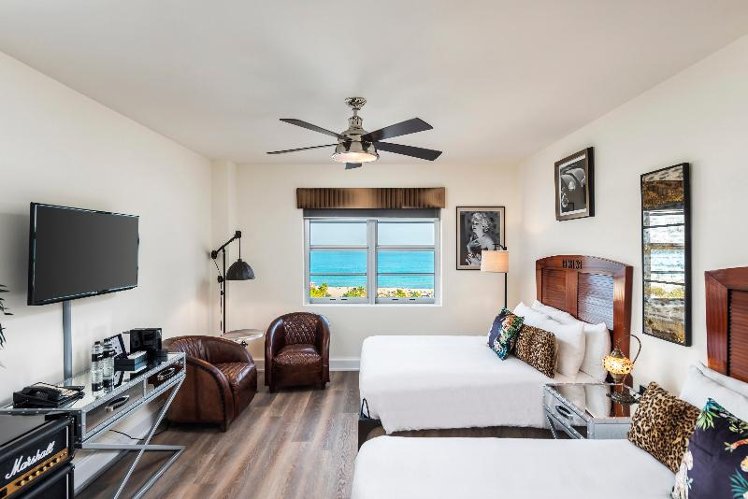 DOUBLE OCEAN VIEW TWO DOUBLE BEDS Room