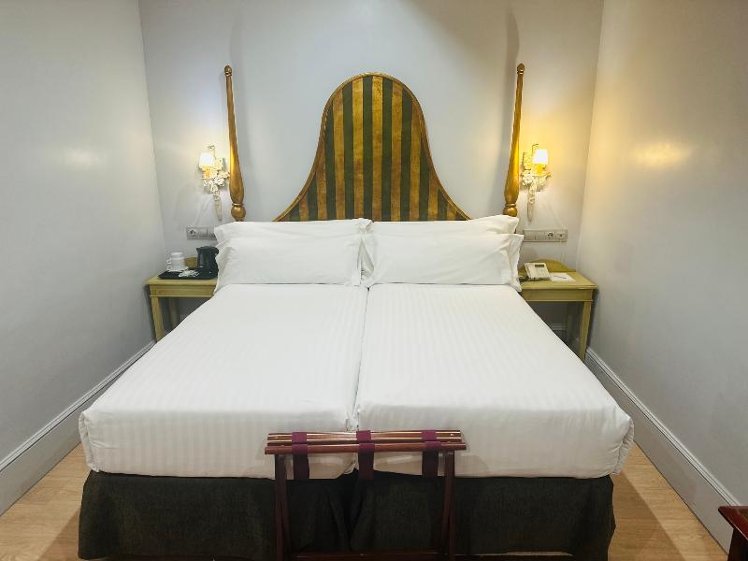 TWIN INNER Room