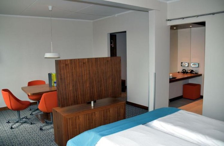 DOUBLE STANDARD Room