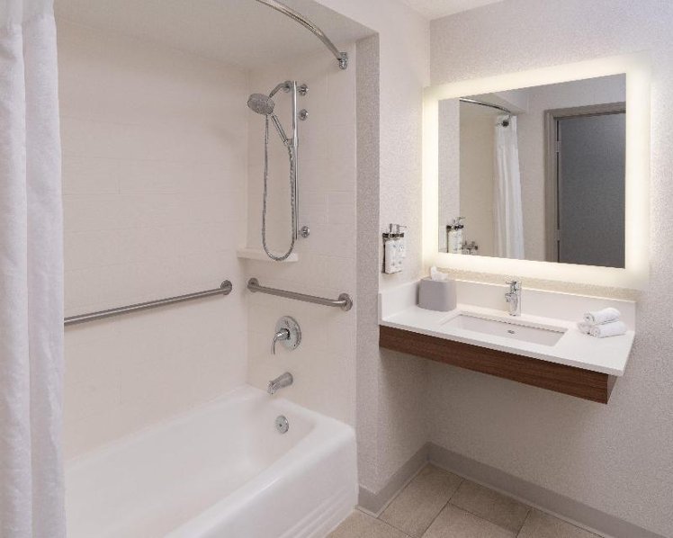 SUITE Accessible Room