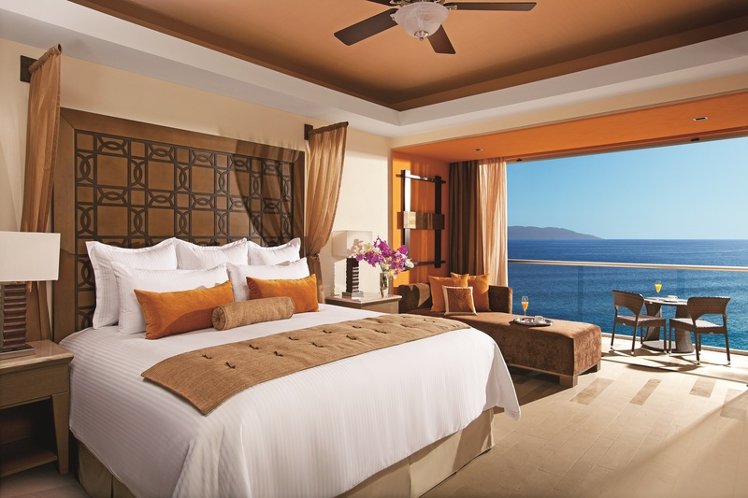 JUNIOR SUITE OCEAN VIEW Room