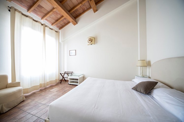 DOUBLE SUPERIOR Room