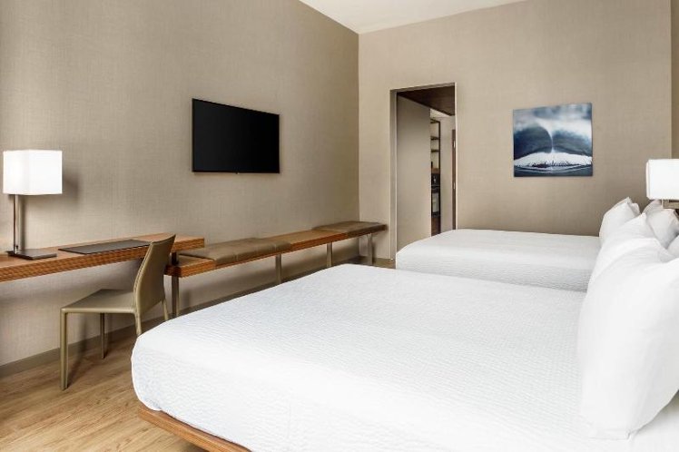 DOUBLE TWO QUEEN BEDS Room