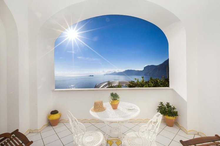 DOUBLE SUPERIOR SEA VIEW Room