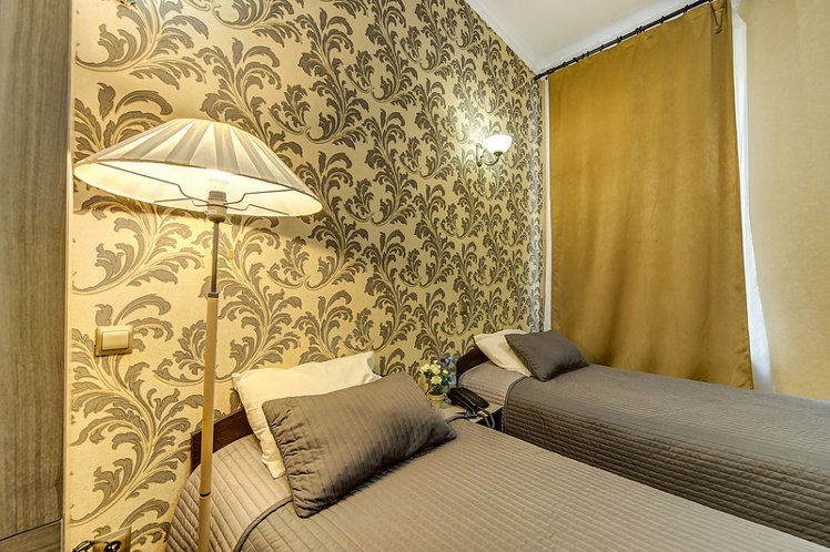 Guest rooms on Marata 8 apt. 5