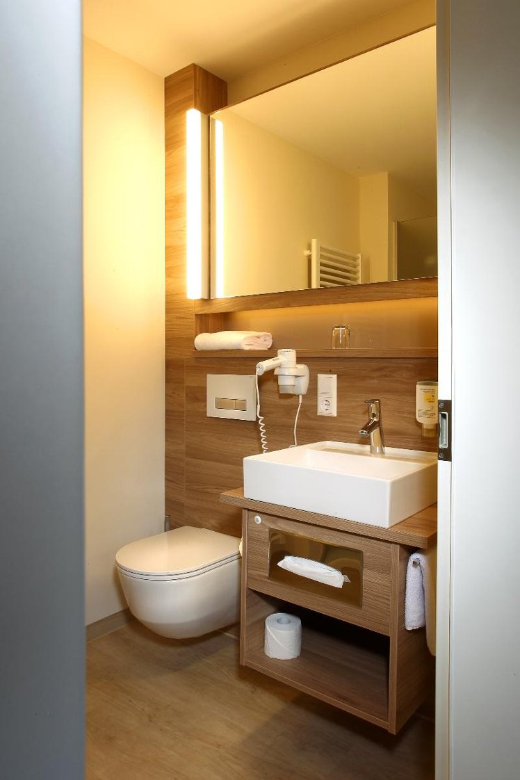 SINGLE BUSINESS Room