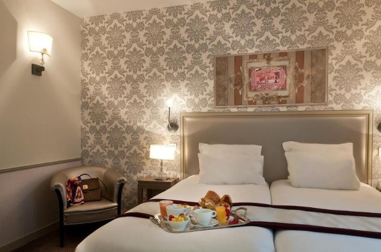 DOUBLE DELUXE Room