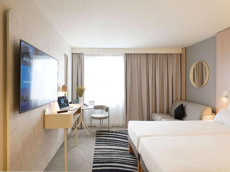 DOUBLE SUPERIOR WITH DOUBLE BED Room