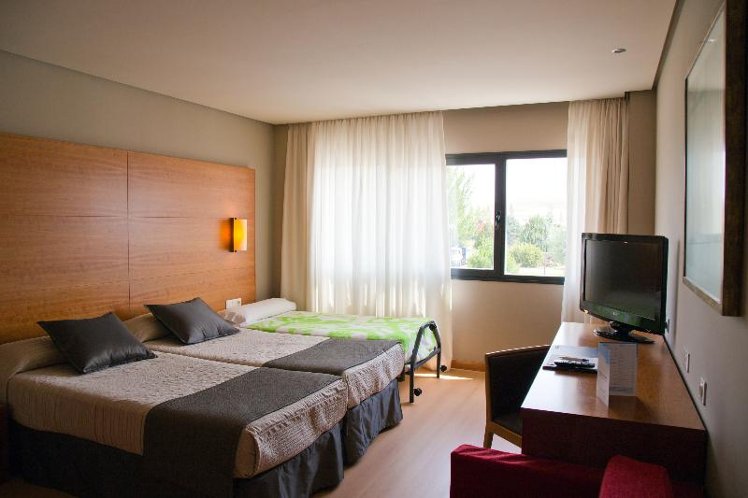 DOUBLE STANDARD Room
