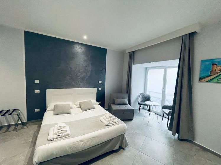 QUADRUPLE STANDARD Room