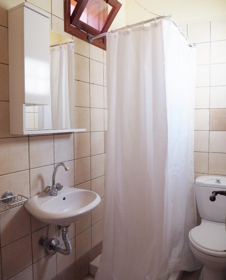 Double or Twin DELUXE Room