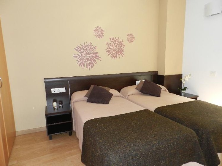 APARTMENT CAPACITY 4 Room