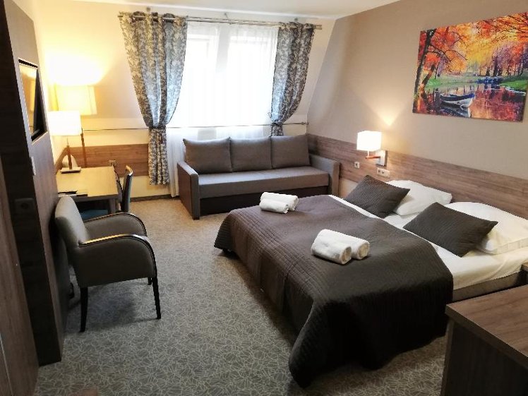 QUADRUPLE STANDARD Room