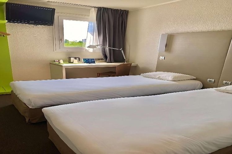 TWIN STANDARD Room