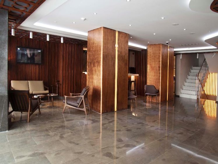 Victory Hotel & Spa