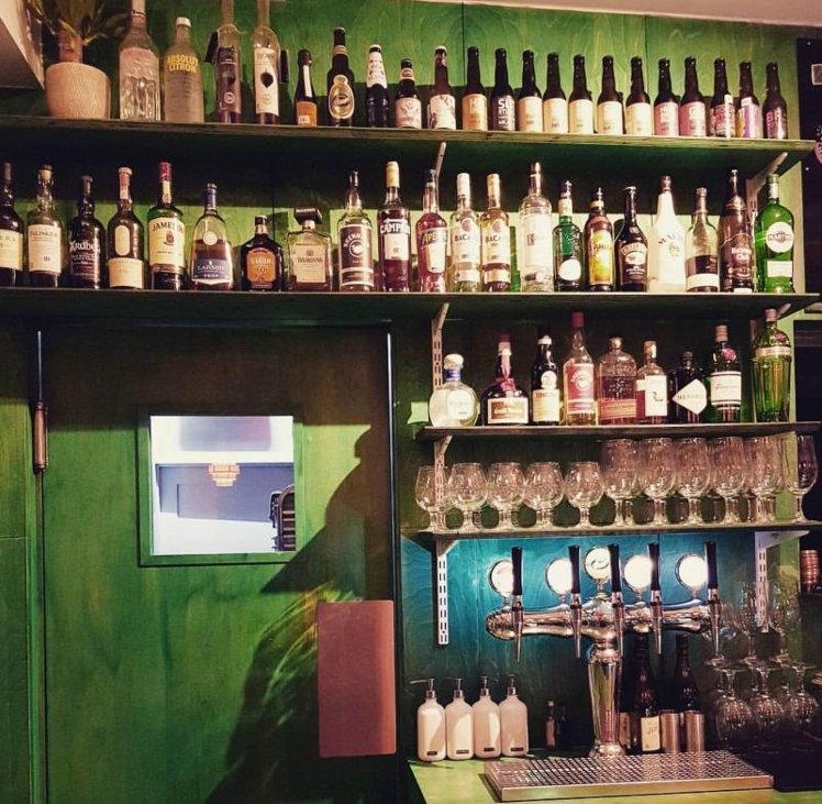 Bar