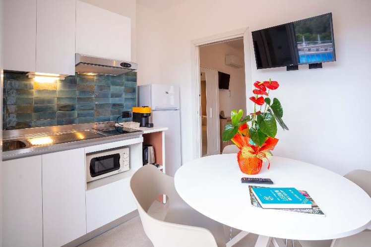 APARTMENT WITH BALCONY Room