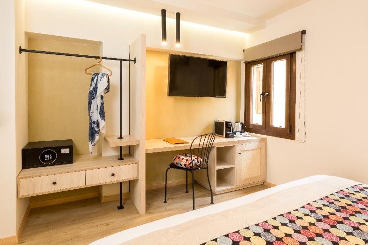 SUITE TWO BEDROOMS WITH TERRACE Room