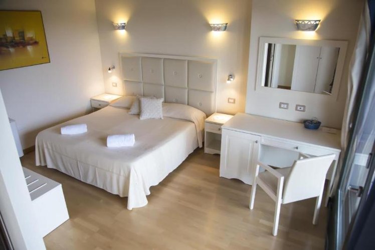 DOUBLE DELUXE Room