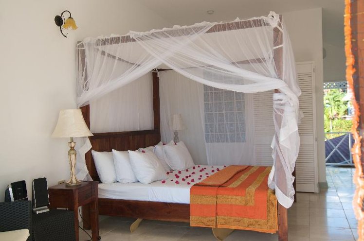 JUNIOR SUITE STANDARD Room