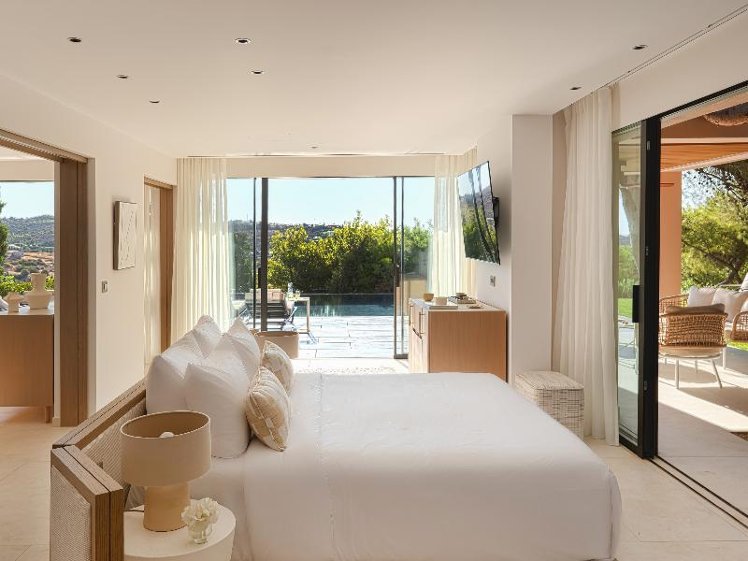 VILLA WITH PRIVATE POOL Room
