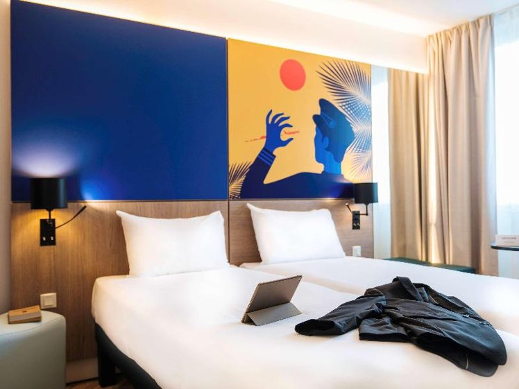 TWIN STANDARD Room