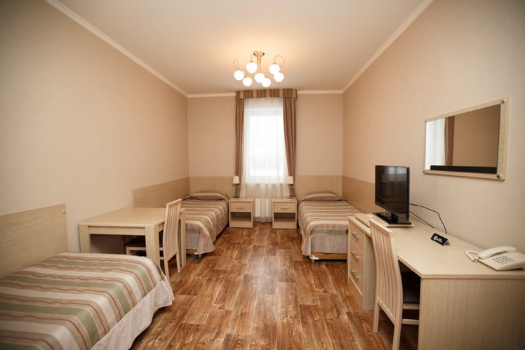 TRIPLE STANDARD Room